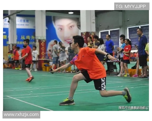 聚焦羽毛球技术提升上海羽毛球队的训练与战术探讨