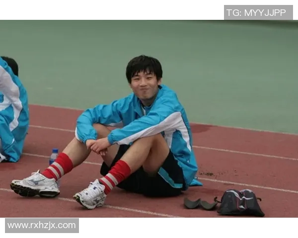 周敏的网球人生：从青涩少年到职业选手的深度对话与成长历程